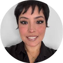 Julia Navarrete, LSW, Evanston, IL