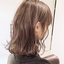 旬カラーで髪も衣替え 市販のヘアカラーでイメチェン計画してみましょ hair 髪の毛カラー ヘアスタイリング ミディアムボブのヘアスタイル