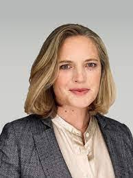 Leigh Abrams's Instagram, Twitter & Facebook