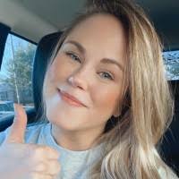 60+ "Amanda Reich" profiles