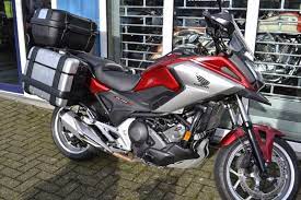 honda nc750x dct rood abs 2016 nc 750 x 2x08 bakker motors zaandam honda voertuigen motor