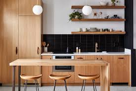 Menaruh seluruh perangkat di dalam kabinet memang terlihat. Ingin Dapur Rapi Coba 9 Ide Rak Dapur Minimalis Ini