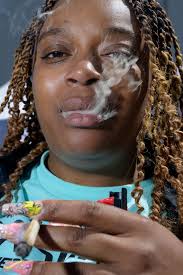 Stoners search for $30K in drug vouchers at wild Easter egg hunt