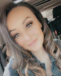 Jennie Jorgensen's Instagram, Twitter & Facebook