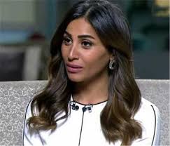 دينا الشربيني معلومات كاملة وقصة حياتها، كل ما تريد معرفته عن دينا الشربيني وقصتها مع عمرو دياب، ورقصتها في تحدي كيكي ، ما هو تاريخ ميلادها ، متى بدأت مشوارها الفني، من هو. Ø¯ÙŠÙ†Ø§ Ø§Ù„Ø´Ø±Ø¨ÙŠÙ†ÙŠ ØªÙ†Ø´Ø± ØµÙˆØ±Ø© ØºØ±ÙŠØ¨Ø© ÙˆØªØ¹Ù„Ù‚ Ø¹Ù„ÙŠÙ‡Ø§ Ø´ÙˆÙ Ø¨Ø¹ÙŠÙ†ÙŠ Ù„Ù‡Ù„ÙˆØ¨Ù‡