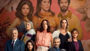 La casa de las flores, el especial de tv youtu.be/g7z74brgykk. La Casa De Las Flores Vuelve Como Pelicula Noticias De Television En Diario De Navarra