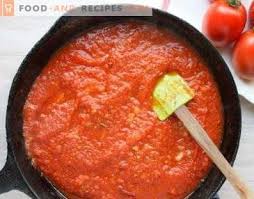 Top with the browned beef mince, the gherkins, the tomatoes, and the red onions. Salsa Di Pomodoro Per Pizza