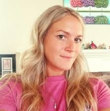 Rachel Bingaman's Instagram, Twitter & Facebook