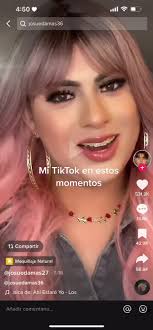 Josue Damas performing a Temerarios song