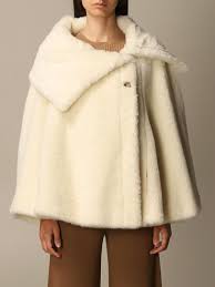 Partez sur les chemins de saint jacques de compostelle ou nos séjours randonnées en france, europe et monde. Max Mara Pelerine Damen Pelerine Max Mara Damen Weiss Pelerine Max Mara 47360303600 Giglio De