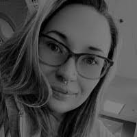 Ashley Shellenberger's Instagram, Twitter & Facebook