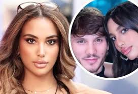 Lory Del Santo: "La mia pazza idea con Natalia Bush. Quando la guardo  capisco il sesso senza sentimento!"