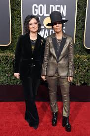 We did not find results for: Sara Gilbert And Linda Perry Golden Globes Suits 2019 Vogue