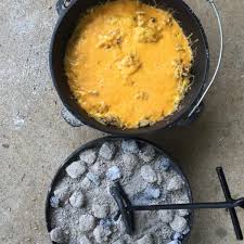 Dutch Oven Mountain Man Breakfast Recept Eda