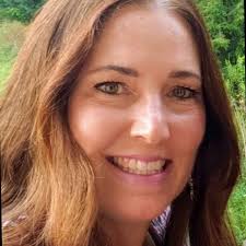 Karen Stainbrook's Instagram, Twitter & Facebook