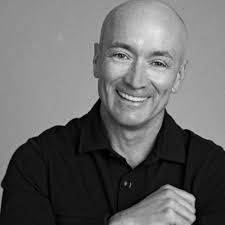 From pitch to production, a fun process with the delightful humans at Home  Instead. Shout out to the FCB team, Sanctuary Films and The Kinks 🎶 Janna  Carney Nok Sangdee Tom Katers