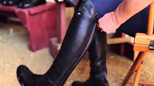 Ariat Womens Challenge Contour Square Toe Field Zip Boots Black