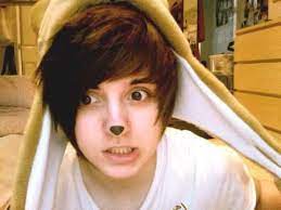 This will make it easier for you to cut your bangs to get the emo look. Short Emo Boy Hair Tumblr Emo Boy Hair Boy Hairstyles Short Emo Hair