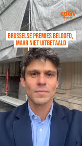 Dit is Steven Lindemans, 71 jaar jong en zijn hart klopt voor Brussel. Met  een leven vol ervaringen, als lezer, wandelaar, kok, fietser, en trouwe  supporter van Union, begrijpt hij als geen