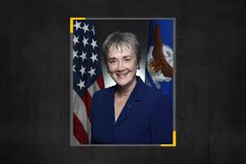 UTEP names Heather Wilson as next president, over Democrats ...