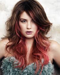 Je voudrais également une mèche rose ! 1001 Idees Pour Decider Quelle Couleur De Cheveux Choisir Les Looks Attrape L Åil