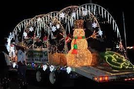 These revamped vehicles are known as floats. Found On Bing From Www Pinterest Com Au Christmas Float Ideas Christmas Parade Floats Creative Christmas Trees