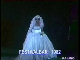 Con essa loredana bertè vince il festivalbar a pari merito con miguel bosè in una memorabile finale con tanto di esibizione in abito da sposa, e la traccia viene inserita nell'album traslocando. Loredana Berte Non Sono Una Signora Festivalbar Video Dailymotion