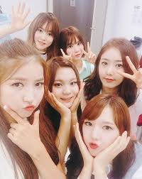 Gfriend, whose korean group name translates to girlfriend, debuted in 2015 with the ep season of glass. it has since released hit tracks . Gfriend Reigns And F X Breaks Into Top 10 Soompi S K Pop Music Chart August Week 2 Soompi