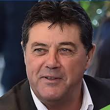 🚨 {13HABITAT A UN NOUVEAU DIRECTEUR}🚨 🧰 J'ai réuni ce 14 août le conseil  d'administration (CA) de 13 Habitat, pour entériner le recrutement du  nouveau directeur général (DG). Ce dernier a été