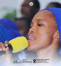 THE DIFFERENCE BETWEEN OLD TIME CHURCH SERVICE AND MODERN TIME CHURCH  SERVICE. 1. When the Choristers of the old time finish singing, the  congregation burst into tears because they sang down the