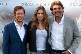 The celebrity & actor is married to dannielle overgraag, his starsign is gemini and he is now 50 years of age. Reinout Oerlemans