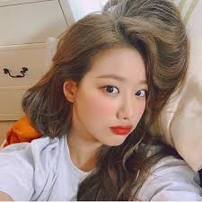 얼굴천재 이나은 선배, 우리의 첫사랑 💟💌 | 에이프릴(april) 이나은(lee naeun) | 클로티(clott. Në…„ì „ ì˜¤ëŠ˜ì˜ ì´ë‚˜ì€ ë´‡ Timetobetterlee Twitter