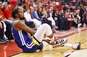 Kevin durant shoes can also help prevent you from receiving injuries. Nba Finals Drama Um Kevin Durant Schockt Die Warriors Sport Stuttgarter Nachrichten