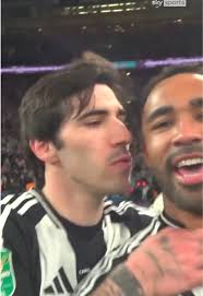 Newcastle Players Celebrate Carabao Cup Win with Selfie Stick