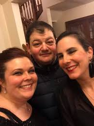 It's a grand afternoon for singing! Here we go! 😘❤️🎵