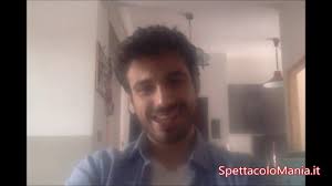 Com luca argentero, matilde gioli, gianmarco saurino, sara lazzaro, raffaele esposito, alberto boubakar malanchino, silvia mazzieri, pierpaolo spollon, simona tabasco, elisa di eusanio, giovanni scifoni, beatrice grannò, pia lanciotti. Doc Nelle Tue Mani Videointervista A Gianmarco Saurino Youtube