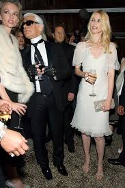 Je recherche pour lui quelqu' un de bien veillant pour lui donner sa chance. 310 Karl Ideas In 2021 Karl Karl Lagerfeld Lagerfeld