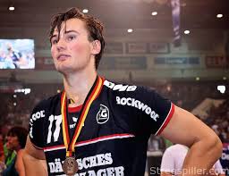 Adrian wojnarowski‏подлинная учетная запись @wojespn 15 exclusive interview with magnus rød in english. End Of Season Stregspiller