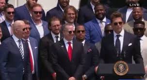 It was brady's first visit since 2005 with the new england patriots when george w. I6wzrt7 Nigxnm