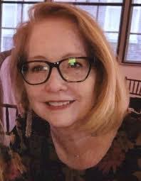 Kaye Brown's Instagram, Twitter & Facebook