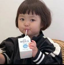 Rosenrot Nails & Makeup added a...