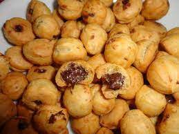 Assalamualaikum.divideo kali ini saya membuat pie susu teflon yang sangat mudah membuatnya tanpa menggunakan mixer, tanpa oven dan takaran sendok. Resep Kue Sus Kering Isi Coklat Renyah Enak
