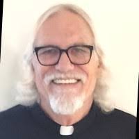 Stephen Heisler's Instagram, Twitter & Facebook