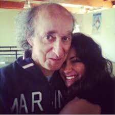 Bruno Arena, la rinascita dopo il dramma: ecco le foto più recenti del  comico de 'I Fichi D'India' insieme agli amici vip