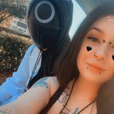 Can people say trick or treat to there visitors in seaside resort as my  sister can but I can't for some reason