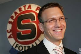 Podle časopisu forbes patří mezi desítku nejbohatších čechů a v roce 2017 se zařadil mezi dolarové miliardáře. Kdo Je Daniel Kretinsky Sef Sparty A Spoluvlastnik Holdingu Ktery Zakladaji Ppf A J T Idnes Cz
