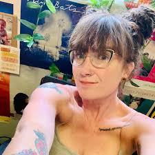 🔥🖤☠️ Building my empire one day at a time ☠️🖤🔥 To all my fellow  hustlers… I hope your season is starting as well as mine 🔥🖤☠️ My eye DR  told me I'm