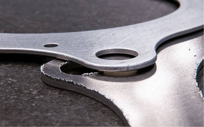 Metal Burrs: Formation, Types & Tips