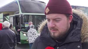 Jonathan lå søvnløs og tænkte på krigen