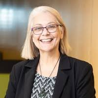 PDF) The Golden Ties That Bind: Boundary Crossing in Diasporic Hindu  Wedding Ritual